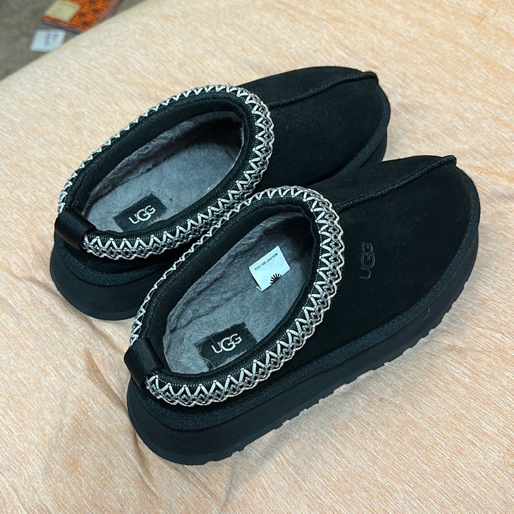Ugg Tasman Slipper